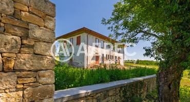 Къща/Вила, Деветаки, 657389, Снимка 1