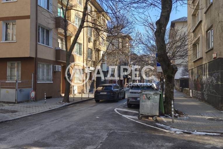 Тристаен апартамент, София, Център, 680389, Снимка 1