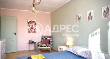 Етаж от къща, Велико Търново, Стара част, 678390, Снимка 3