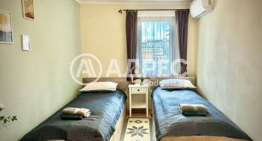 Етаж от къща, Велико Търново, Стара част, 678390, Снимка 4