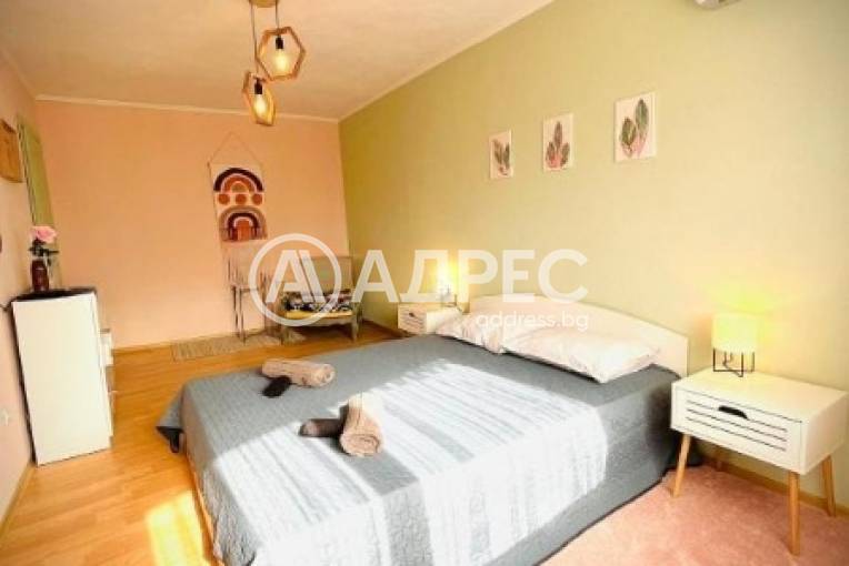 Етаж от къща, Велико Търново, Стара част, 678390, Снимка 2