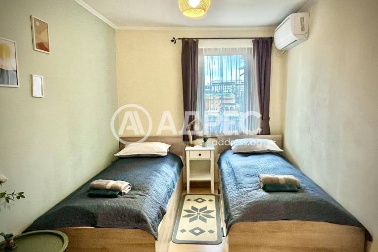 Етаж от къща, Велико Търново, Стара част, 678390, Снимка 4