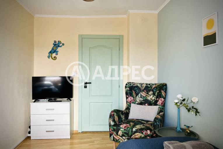 Етаж от къща, Велико Търново, Стара част, 678390, Снимка 5