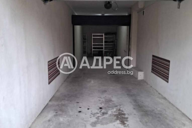 Гараж, Варна, Окръжна болница, 691390, Снимка 1