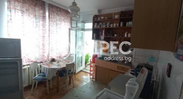 Тристаен апартамент, Шумен, Център, 703390, Снимка 2