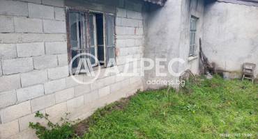 Къща/Вила, Оборище, 652391, Снимка 2