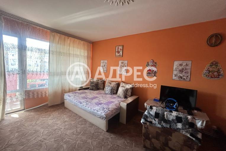 Тристаен апартамент, Враца, Сениче, 670391, Снимка 2