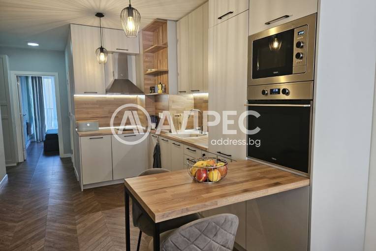 Двустаен апартамент, София, Дружба 1, 675392, Снимка 1