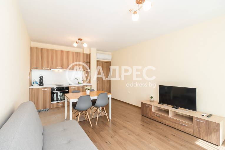 Двустаен апартамент, Варна, Операта, 682393, Снимка 1