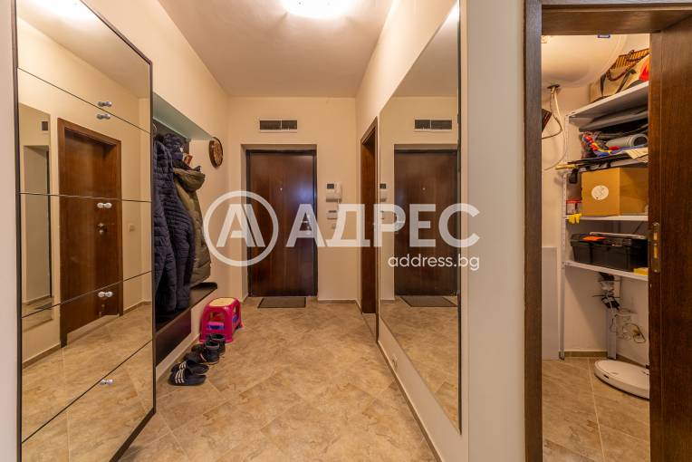 Тристаен апартамент, Варна, к.к. Св.Св. Константин и Елена, 647394, Снимка 11
