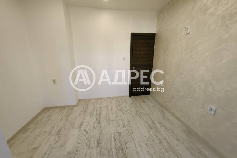 Тристаен апартамент, Велико Търново, Акация, 688394, Снимка 2