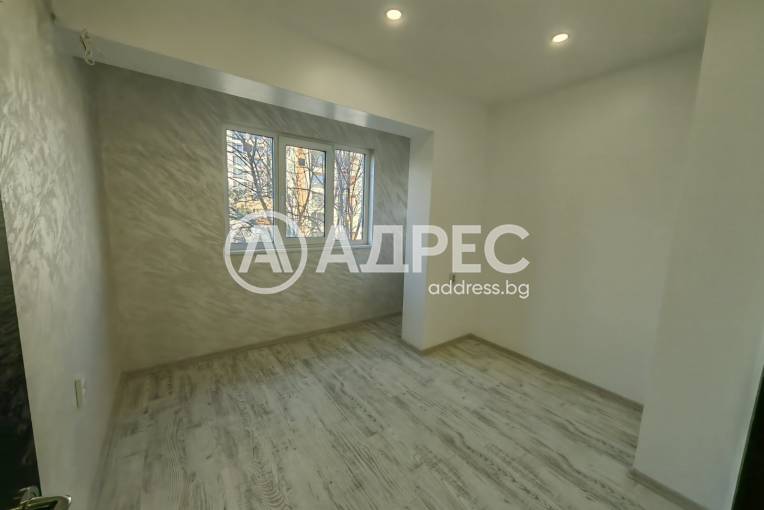 Тристаен апартамент, Велико Търново, Акация, 688394, Снимка 4