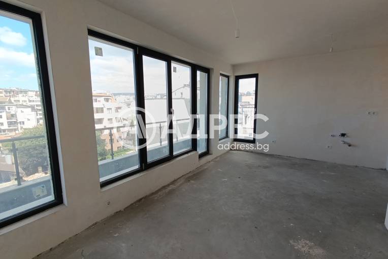 Двустаен апартамент, Варна, Погребите, 666395, Снимка 2