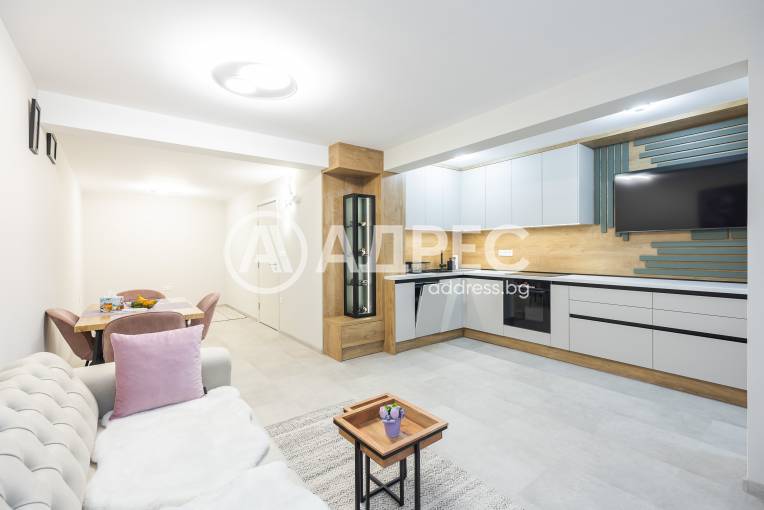 Двустаен апартамент, Варна, Окръжна болница, 674395, Снимка 1