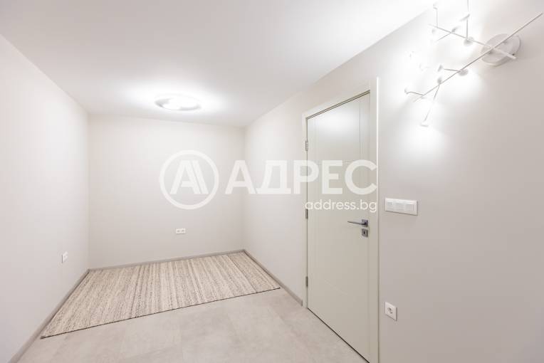 Двустаен апартамент, Варна, Окръжна болница, 674395, Снимка 16