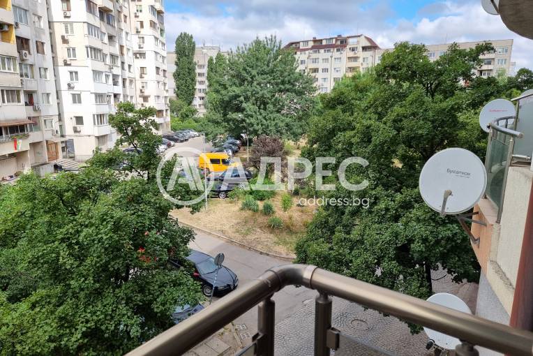 Тристаен апартамент, София, Сердика, 703395, Снимка 1