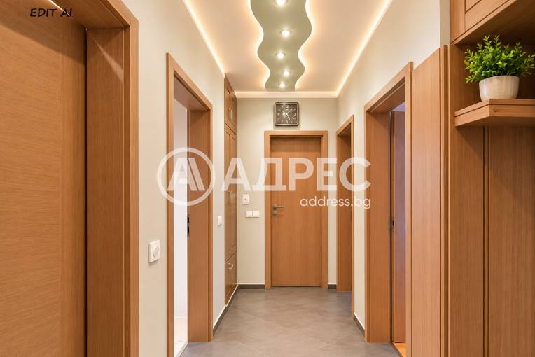 Тристаен апартамент, София, Сердика, 703395, Снимка 3