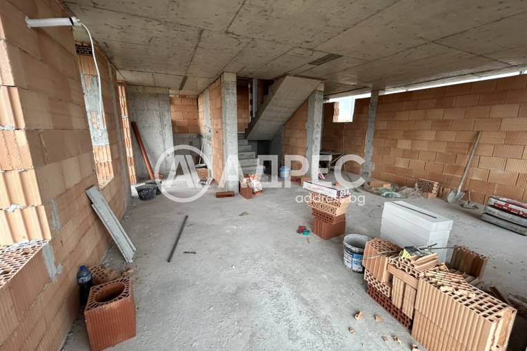 Къща/Вила, Лъка, м-ст Сухата река, 652396, Снимка 2