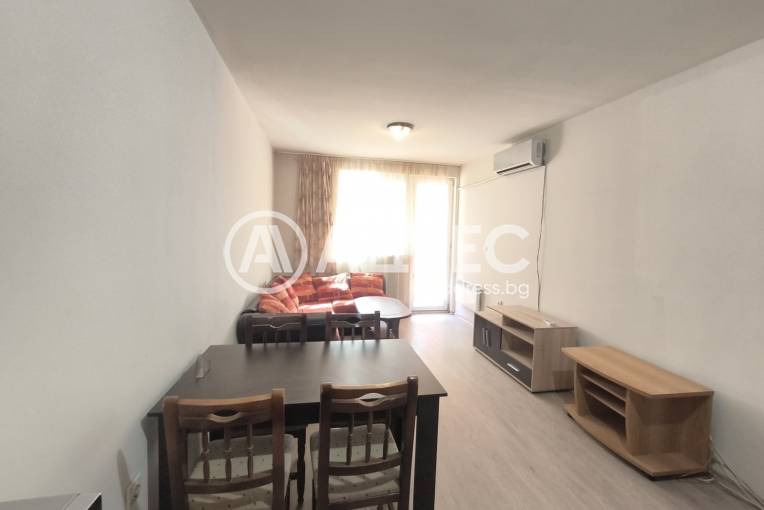 Двустаен апартамент, София, Лагера, 666396, Снимка 2