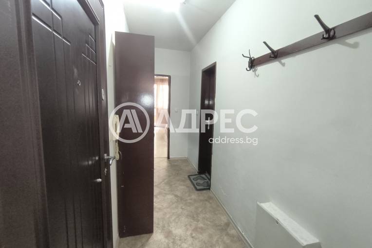 Двустаен апартамент, София, Лагера, 666396, Снимка 4