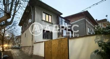 Етаж от къща, Плевен, ВМИ, 679396, Снимка 1