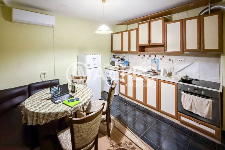 Етаж от къща, Плевен, ВМИ, 679396, Снимка 2