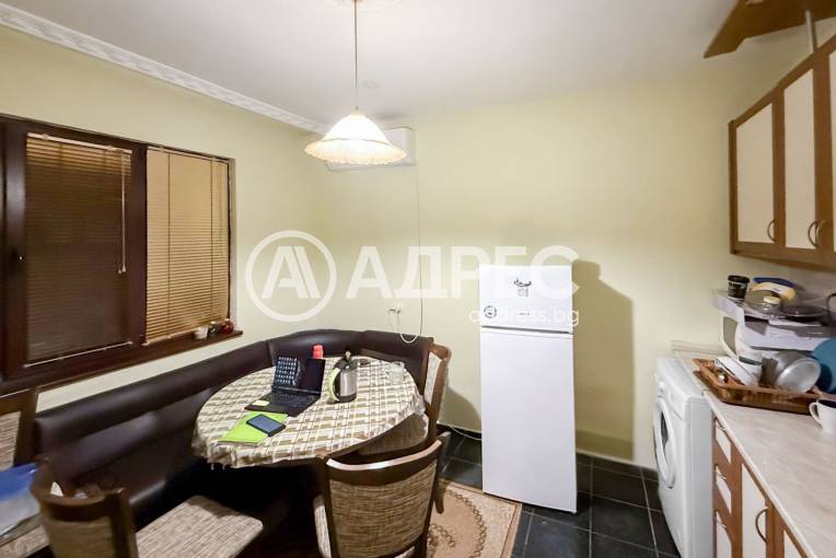 Етаж от къща, Плевен, ВМИ, 679396, Снимка 3