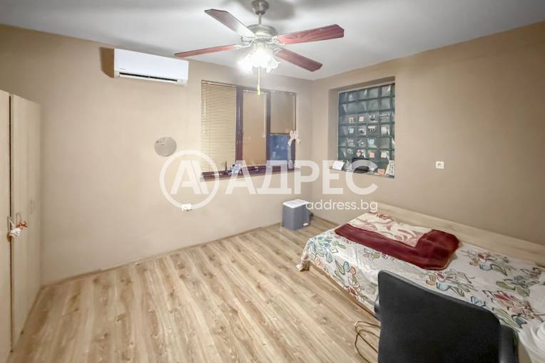 Етаж от къща, Плевен, ВМИ, 679396, Снимка 6