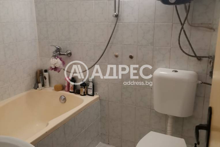 Тристаен апартамент, Варна, Спортна зала, 684396, Снимка 2