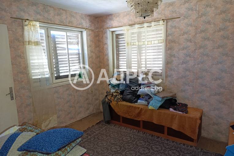 Къща/Вила, Варна, м-ст Боровец - север, 654397, Снимка 7