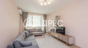 Тристаен апартамент, Варна, Център, 684397, Снимка 1