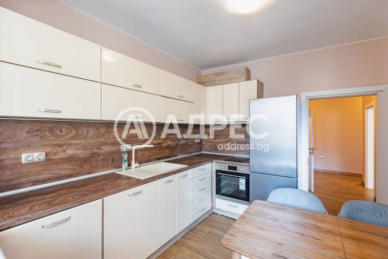 Тристаен апартамент, Варна, Център, 684397, Снимка 2