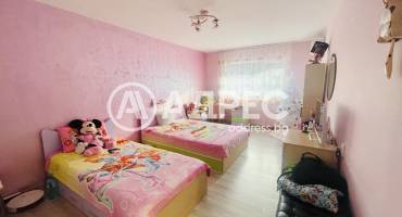 Тристаен апартамент, Шумен, Център, 546398, Снимка 1