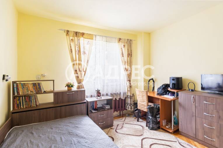 Къща/Вила, Плевен, 9-ти квартал, 657398, Снимка 14