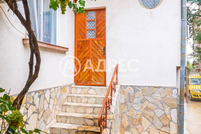 Къща/Вила, Плевен, 9-ти квартал, 657398, Снимка 3