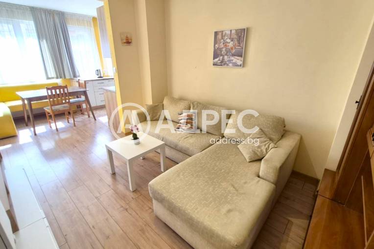 Тристаен апартамент, София, Център, 684398, Снимка 1