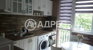 Двустаен апартамент, Добрич, Център, 696398, Снимка 2
