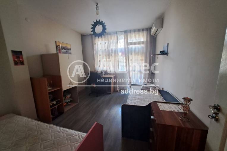 Многостаен апартамент, Бургас, Братя Миладинови, 607399, Снимка 3