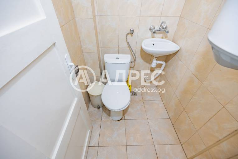 Тристаен апартамент, Варна, Окръжна болница, 680400, Снимка 8