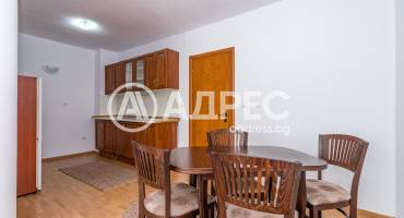 Тристаен апартамент, Варна, Червен площад, 689400, Снимка 1