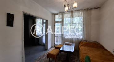 Тристаен апартамент, Севлиево, жк. "д-р. Атанас Москов", 697400, Снимка 1
