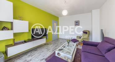 Тристаен апартамент, Варна, Цветен квартал, 687401, Снимка 1