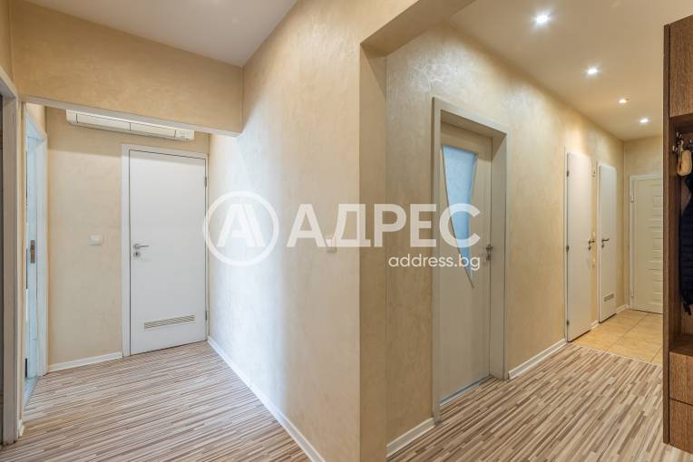 Многостаен апартамент, Варна, Цветен квартал, 687401, Снимка 17