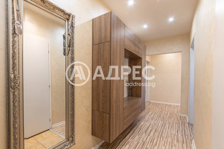 Многостаен апартамент, Варна, Цветен квартал, 687401, Снимка 21