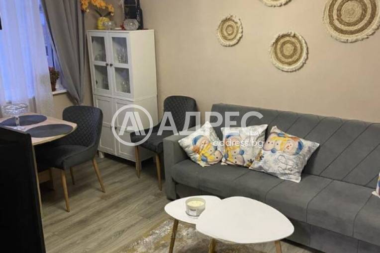 Двустаен апартамент, Пловдив, Младежка, 687402, Снимка 1