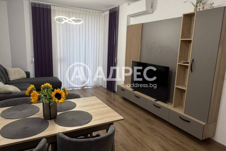 Двустаен апартамент, Варна, к.к. Св.Св. Константин и Елена, 692402, Снимка 1