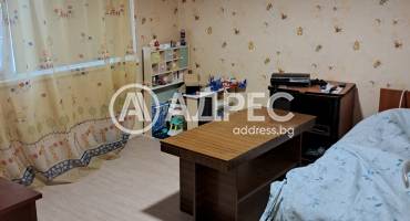 Тристаен апартамент, Варна, Владислав Варненчик, 700403, Снимка 2