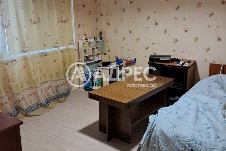 Тристаен апартамент, Варна, Владислав Варненчик, 700403, Снимка 2