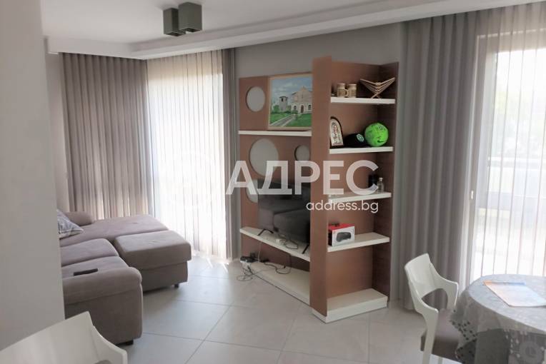 Тристаен апартамент, Разград, Център, 596404, Снимка 1