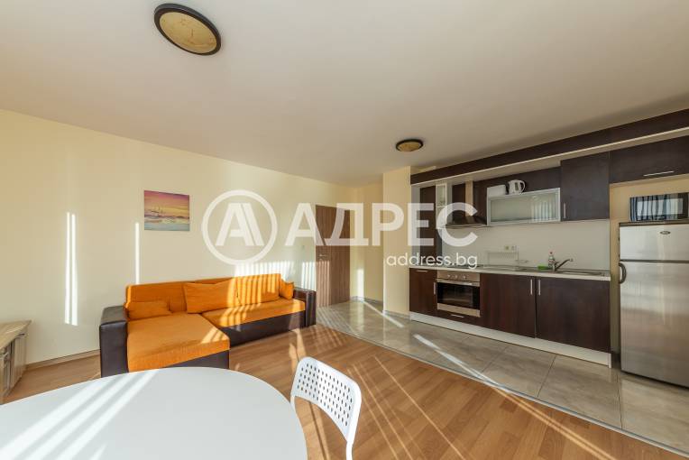 Тристаен апартамент, Варна, к.к. Чайка, 681404, Снимка 4